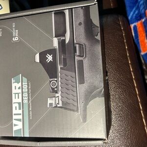 Viper Red Dot Sight - Black